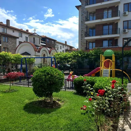 Seaside Oasis Apollon-7 Apartmán *